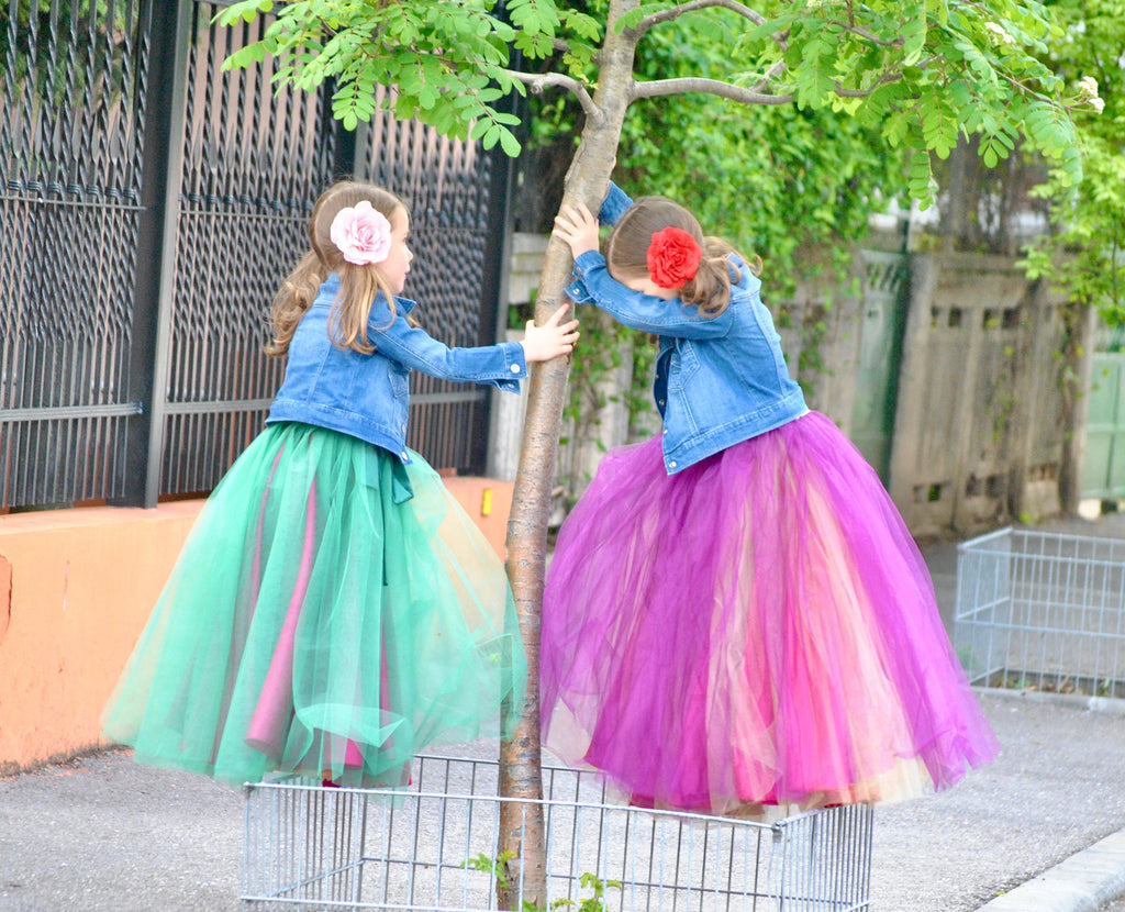 Din dragoste pentru fetițele noastre. Povestea.