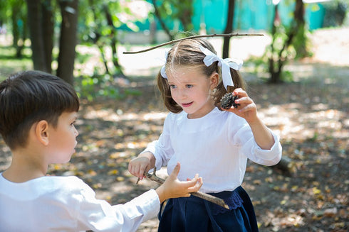 Bluză simplă pentru fete