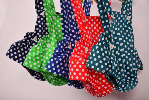 Spielhosen cu buline mari