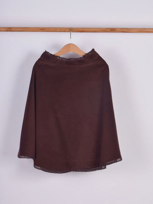 Fustă semi-cloche cu dantelă