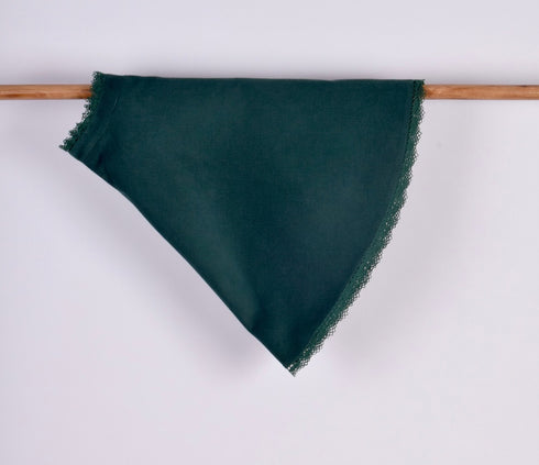 Fustă semi-cloche cu dantelă