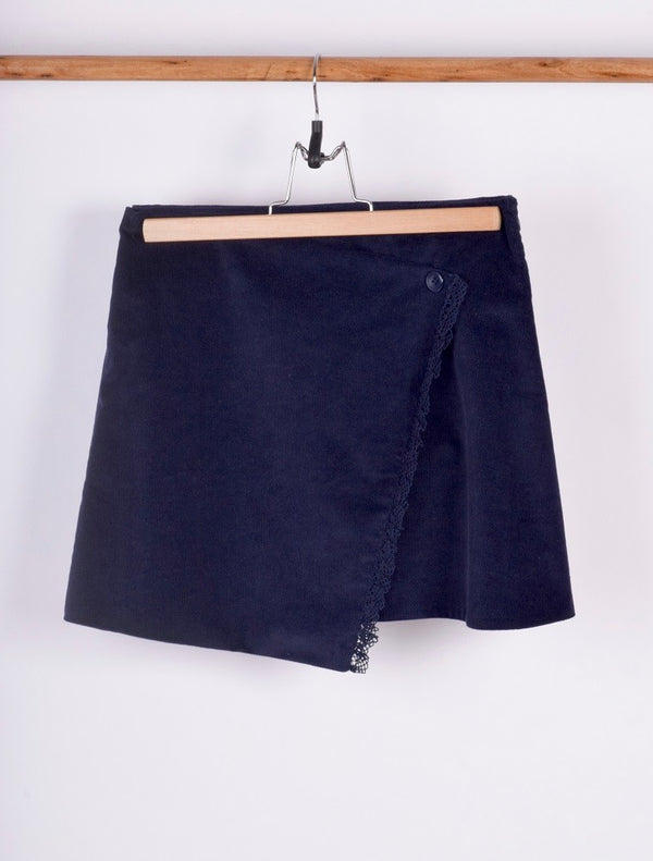 Fustă asimetrică cu talie joasă