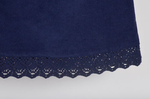 Rochiță cu mâneci 3/4 și borduri dantelate