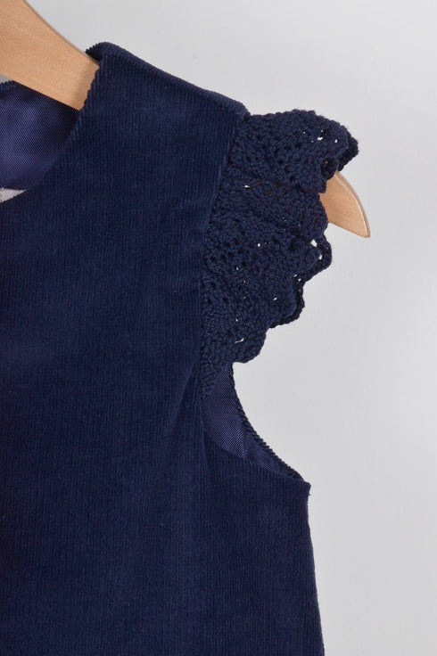 Sarafan cu aripioare dantelate