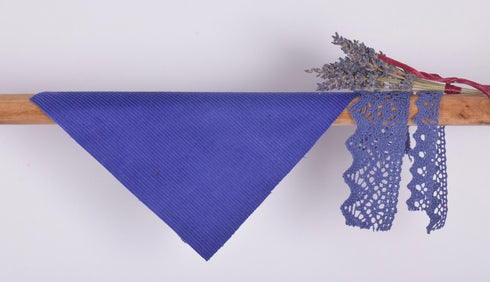 Sarafan cu buzunare de dantelă