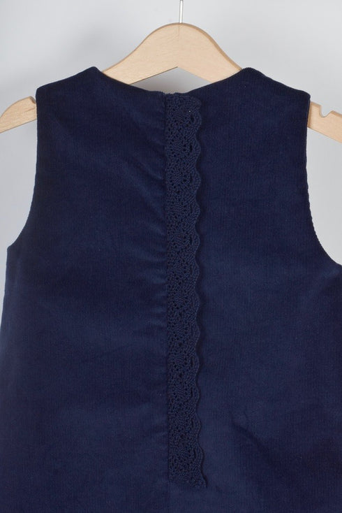 Sarafan cu buzunare de dantelă