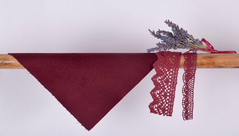 Sarafan cu buzunare de dantelă